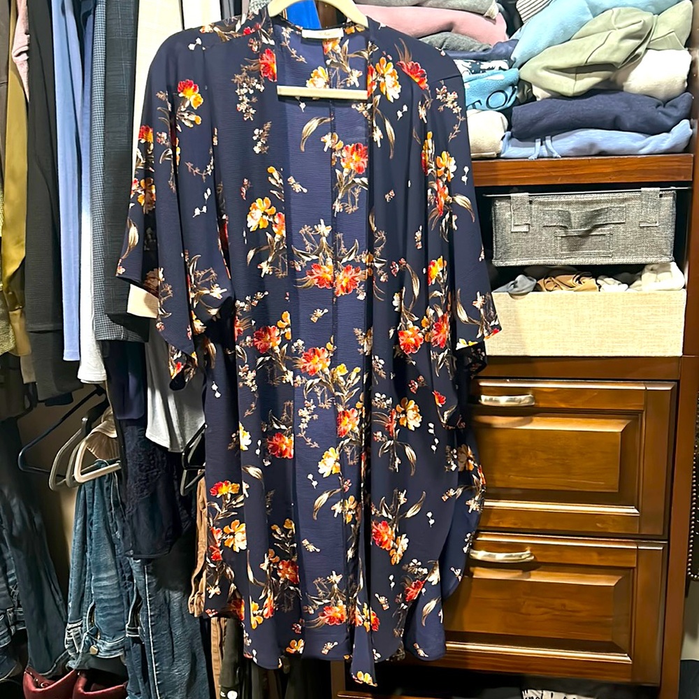 Andre cardigan, Size Large